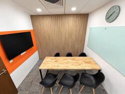 Shaw Centre (D9), Office #630599411